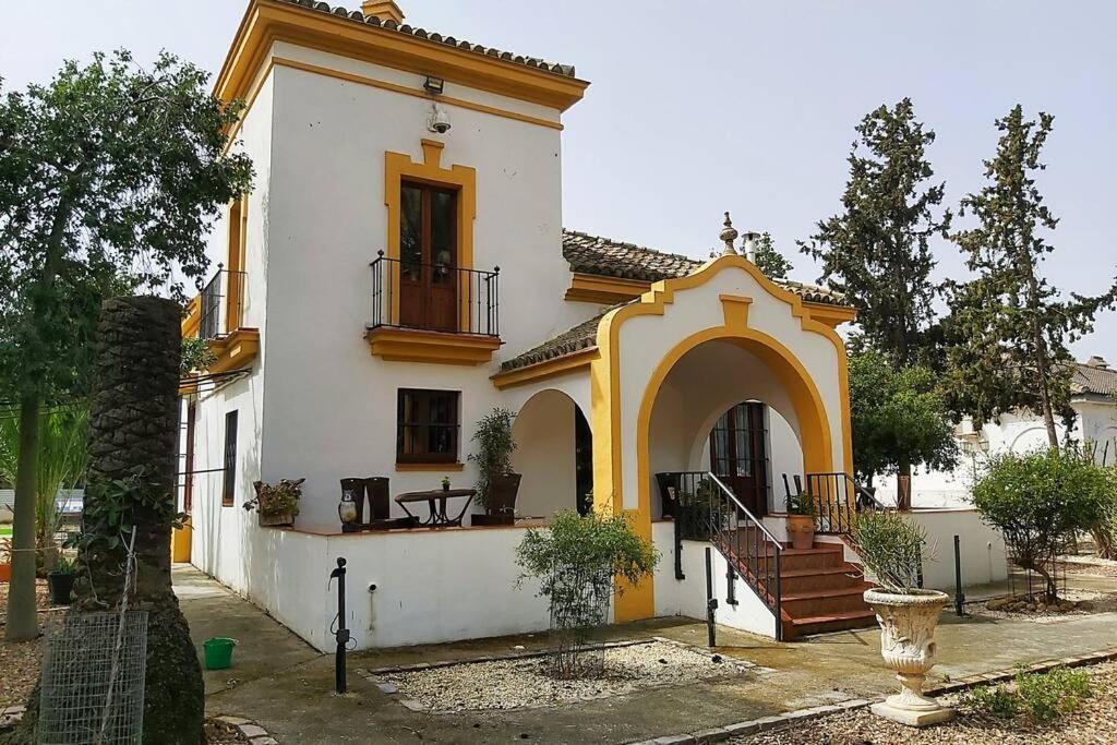 Villa Cortijo San José Sevilla Exterior foto