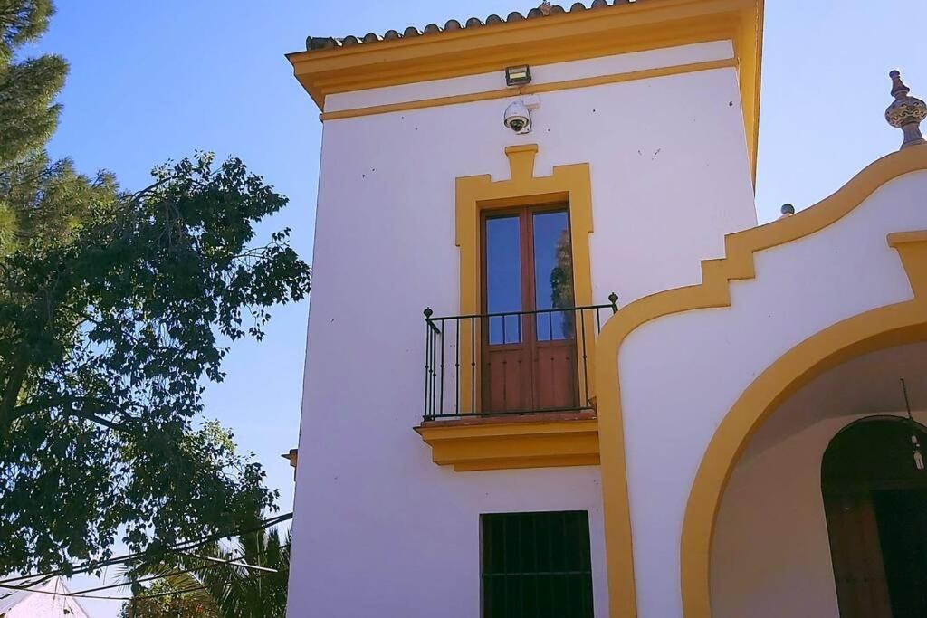 Villa Cortijo San José Sevilla Exterior foto