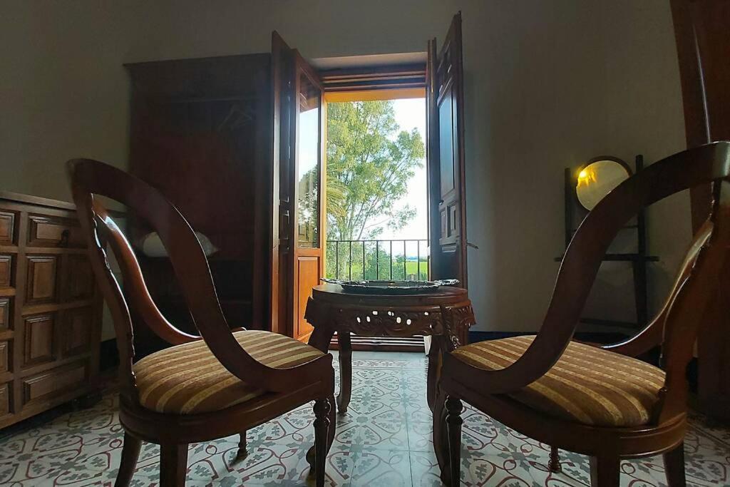 Villa Cortijo San José Sevilla Exterior foto