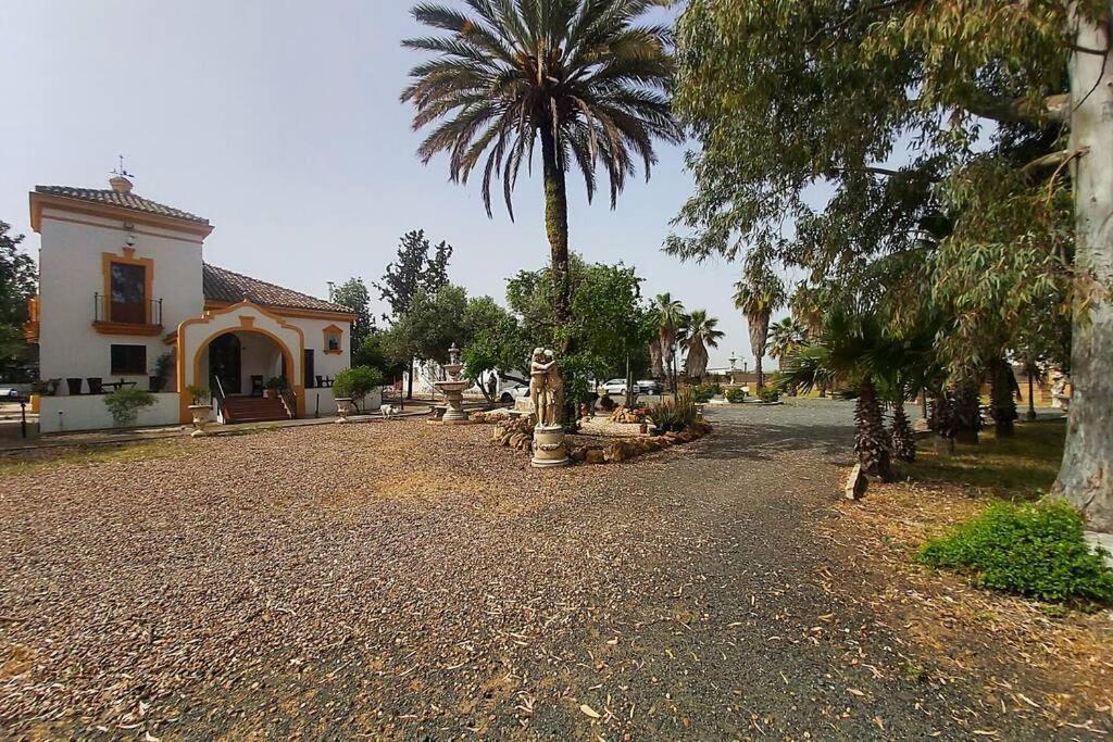 Villa Cortijo San José Sevilla Exterior foto